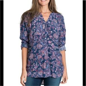 Nine West NWT Georgia blouse blue & pink florals Long Sleeves V-neck Size XXL
